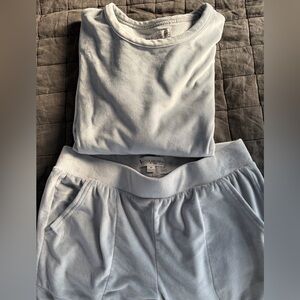 Koolaburra Soft Gray Lounge Wear Set
